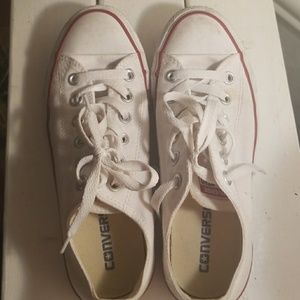White converse sneakers